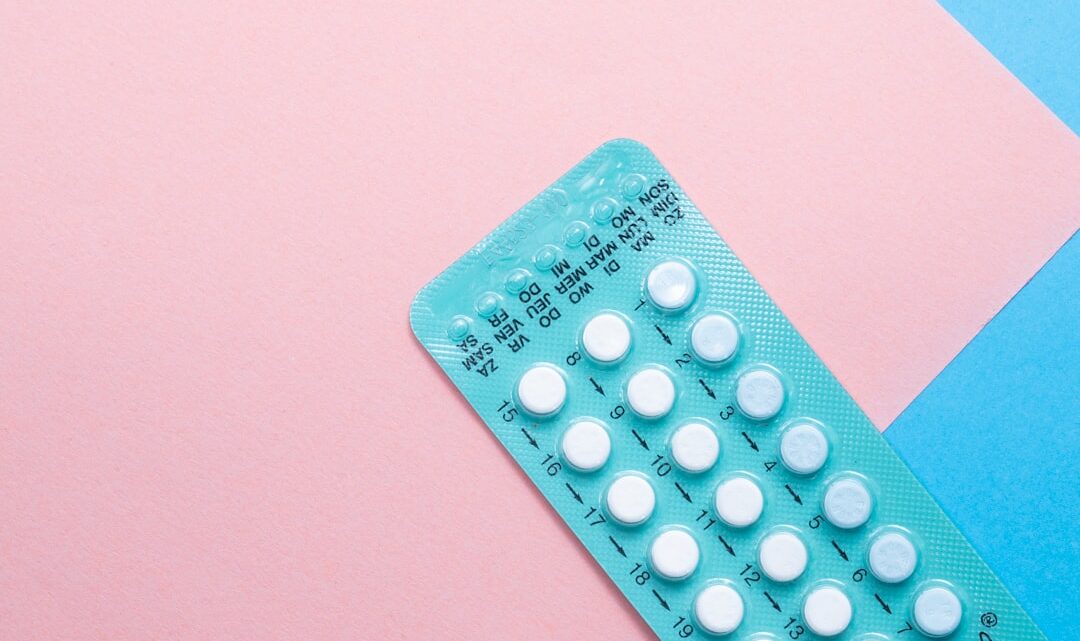 Sclérose en plaques : pourquoi les femmes sont plus touchées