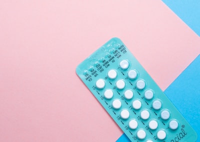 Sclérose en plaques : pourquoi les femmes sont plus touchées